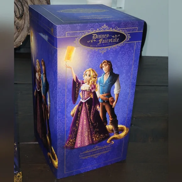 NWT LIMITED EDITION Disney Fairytale Designer Collection Rapunzel Flynn Rider - Picture 2 of 11